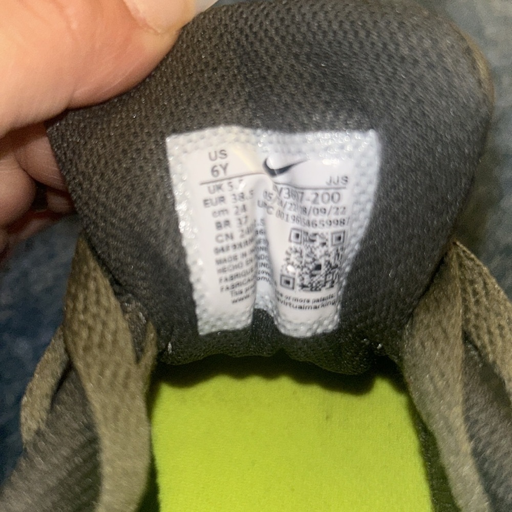 Brand new !!! - Picture 4 of 4